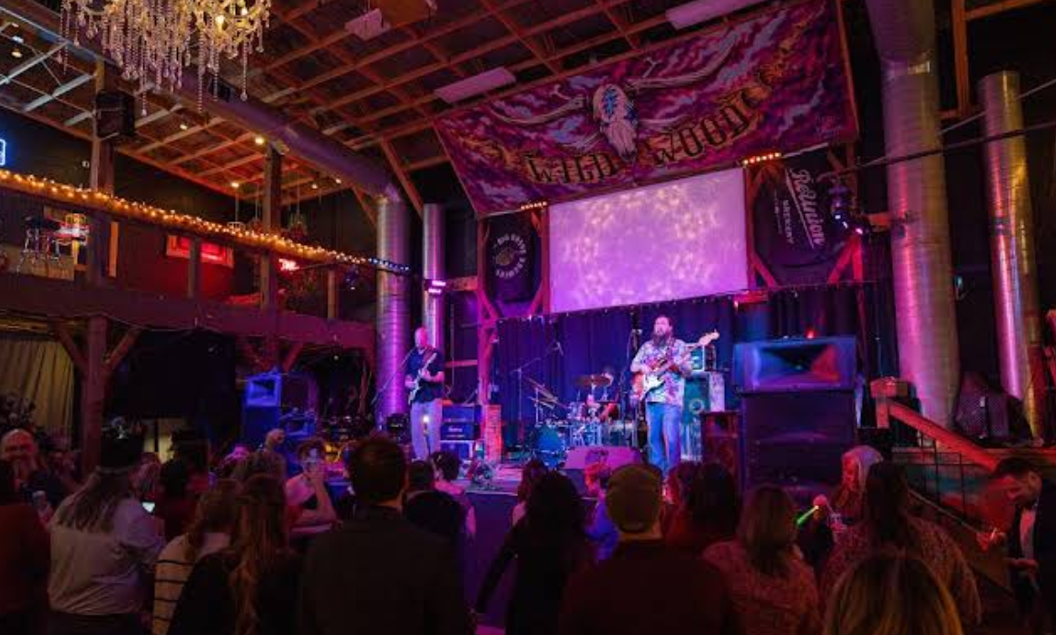 Wildwood Saloon — photo 1